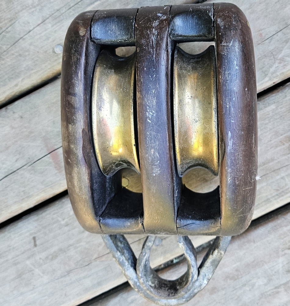 Pulley - Picture 3 of 3